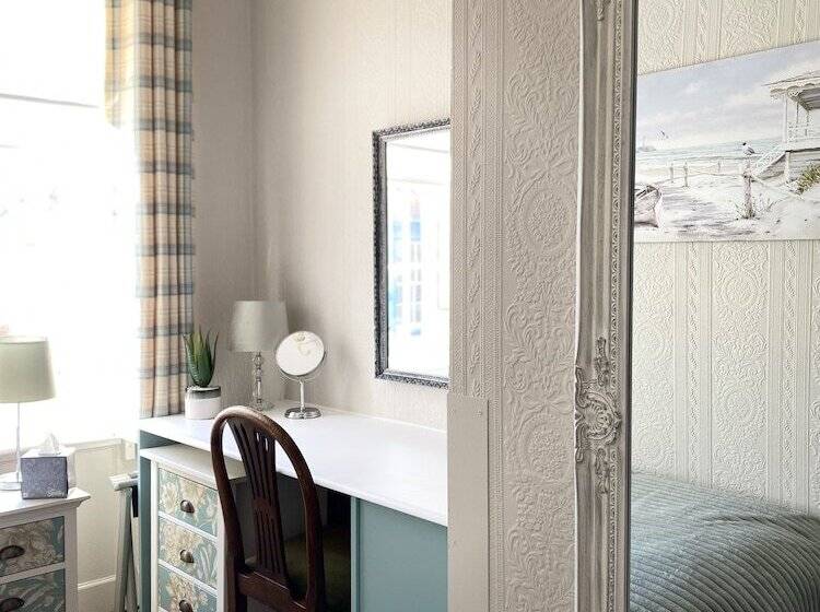 פנסיון The Wadham