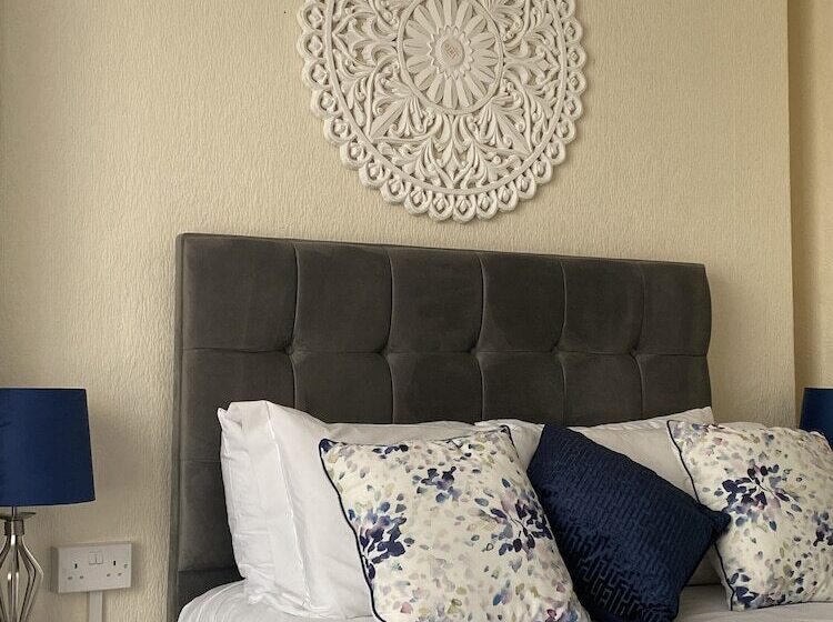 פנסיון The Wadham