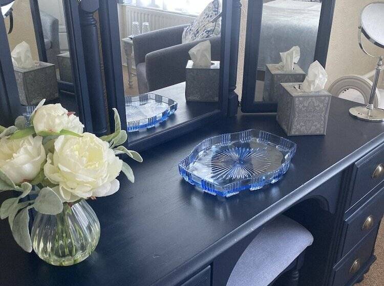 פנסיון The Wadham