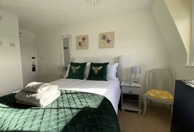 פנסיון The Wadham