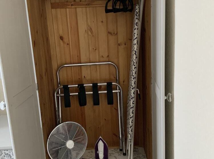 פנסיון The Wadham