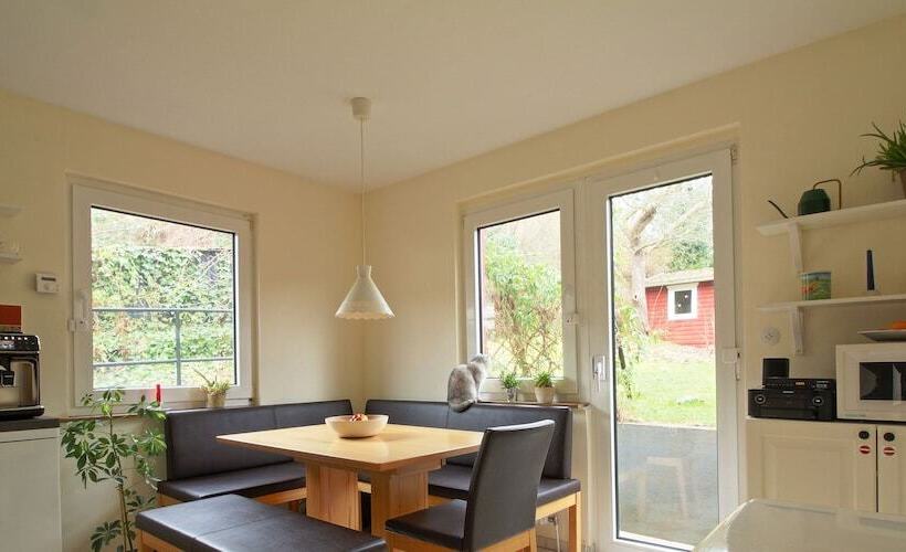 بنسيون Toms Gästehaus