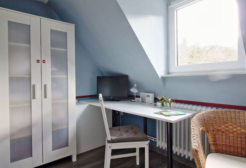 بنسيون Toms Gästehaus