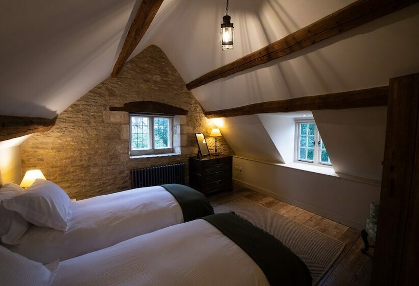 The Cotswolds Coach House