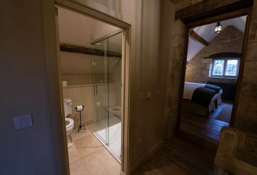 The Cotswolds Coach House