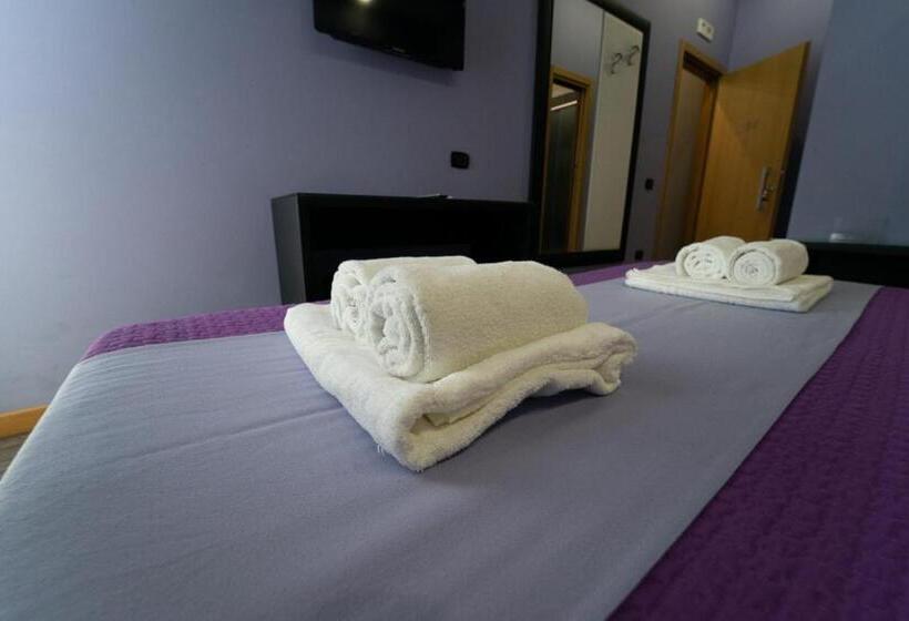 Хостел Sweet Central