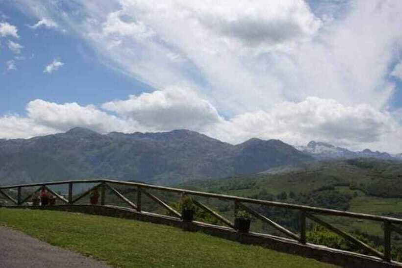 Pensionat Valle La Fuente