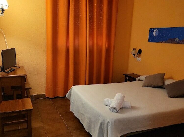 Отель Rural La Casona De Tamaya