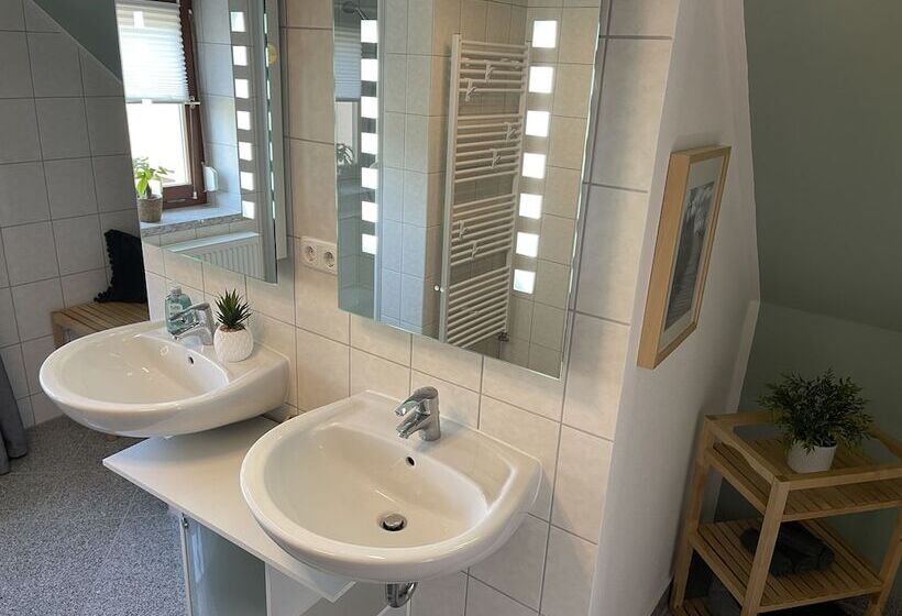 פנסיון Ferienhaus Hopfental