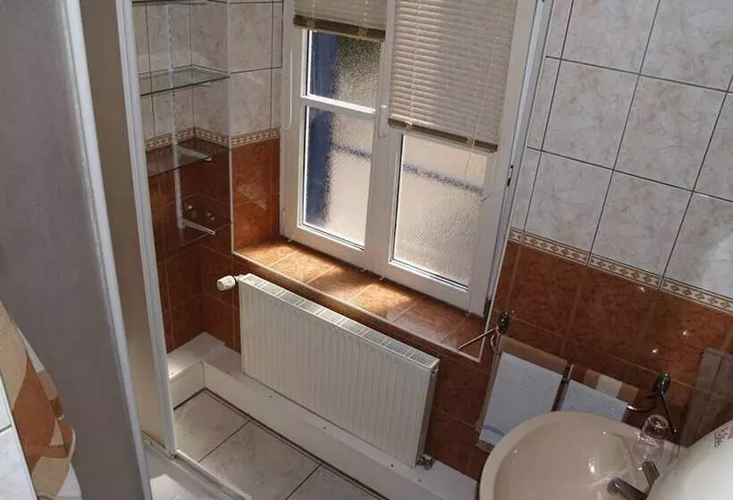 Sarl Aux Studios Du Parc