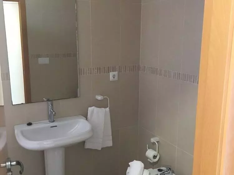 Agora Apartamentos La Volta