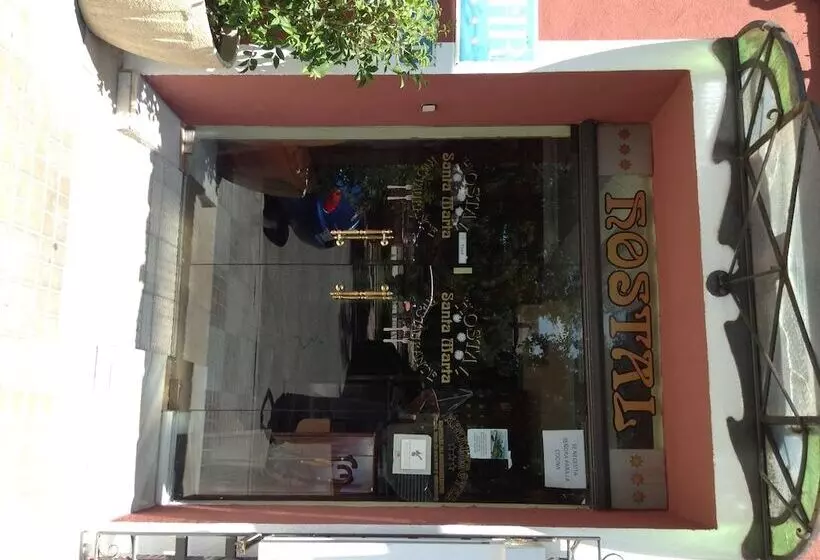 Hostal Santa Marta