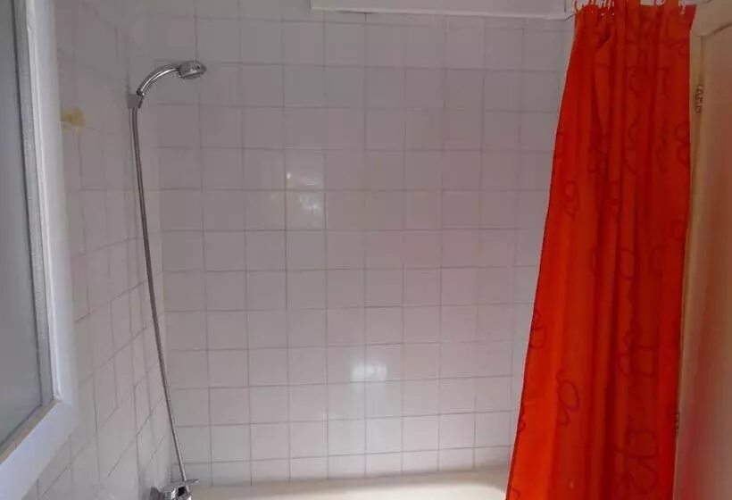 ホテル Hostal Amistad