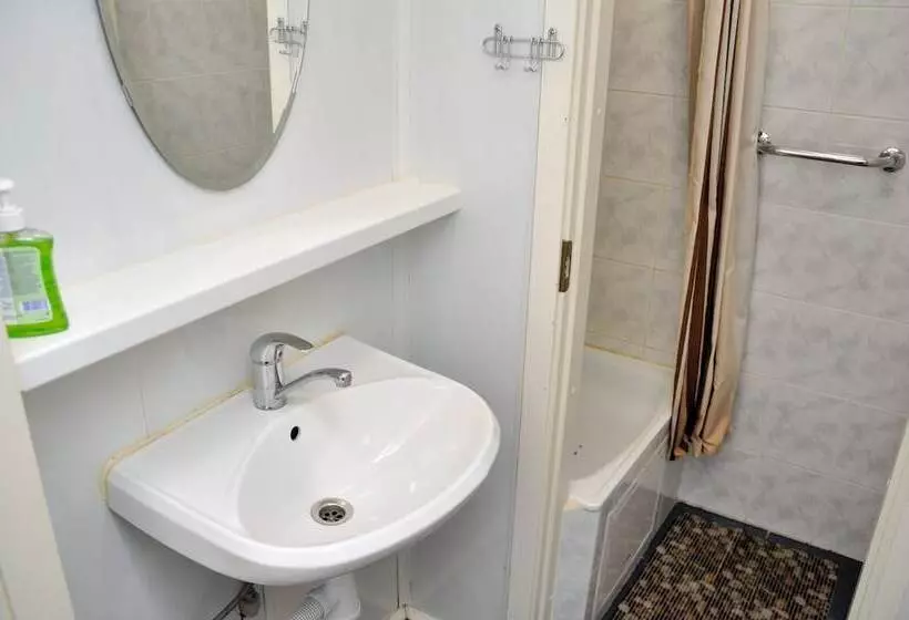 Hotelli Apartments Grechesky 15