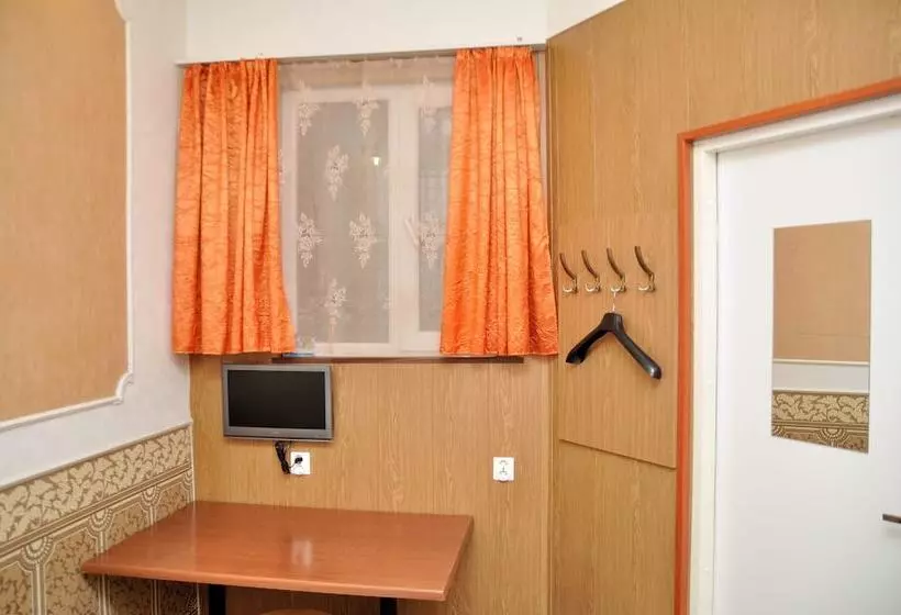 Hotelli Apartments Grechesky 15