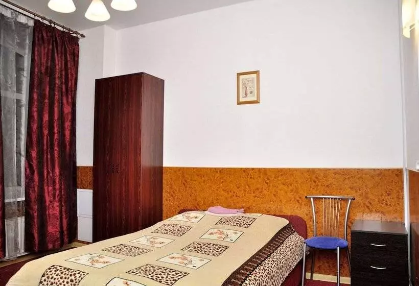 Hotelli Apartments Grechesky 15