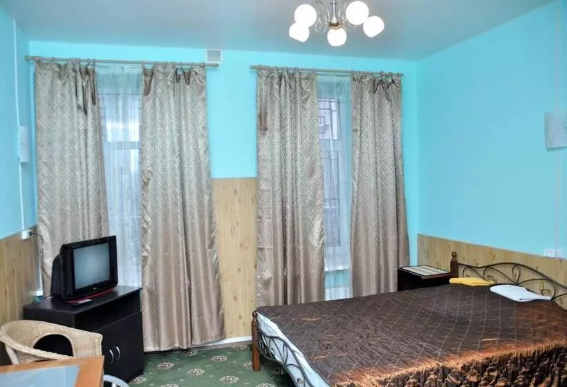 Hotelli Apartments Grechesky 15