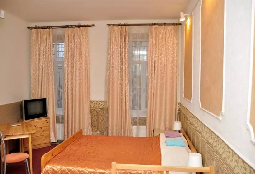 Hotelli Apartments Grechesky 15