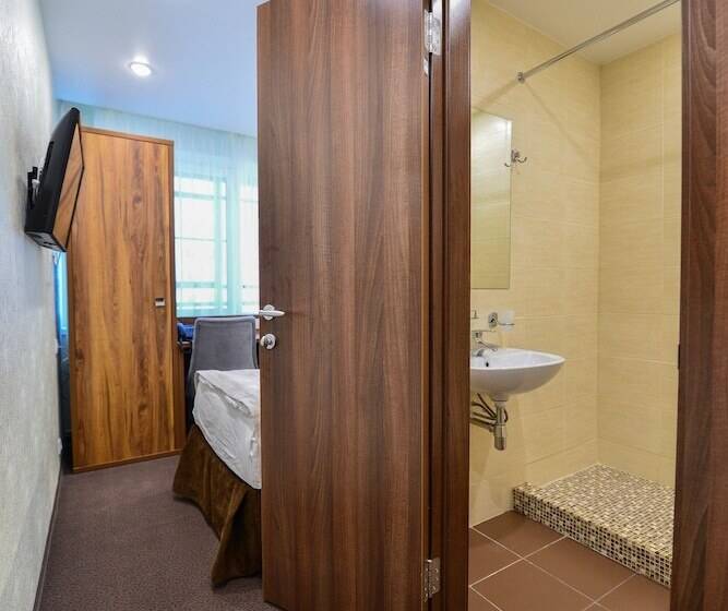 בית מלון כפרי Chaika