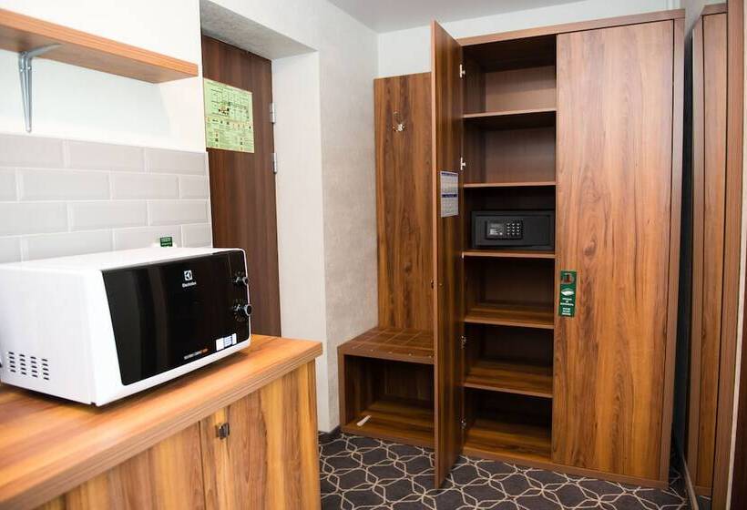 בית מלון כפרי Chaika