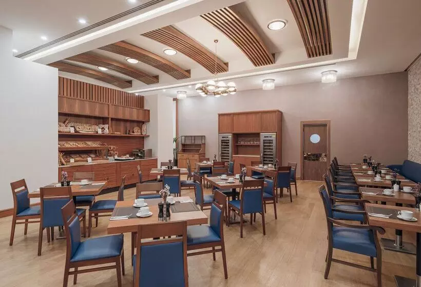 ホテル Selectum City Ataşehir