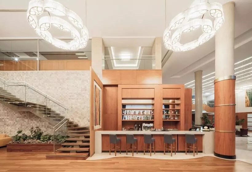 ホテル Selectum City Ataşehir