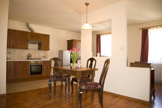 Общежитие Flower Rooms & Apartments