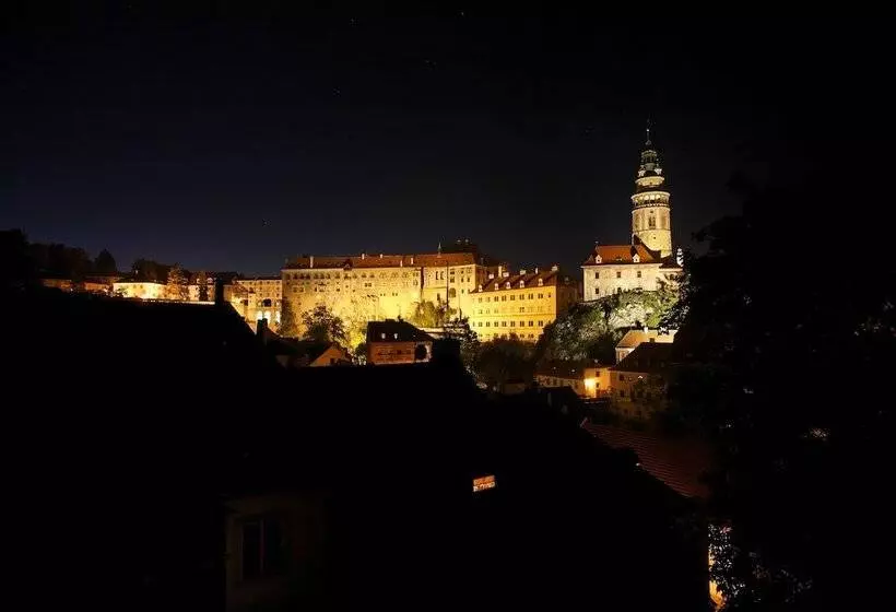 هتل Garni Konvice