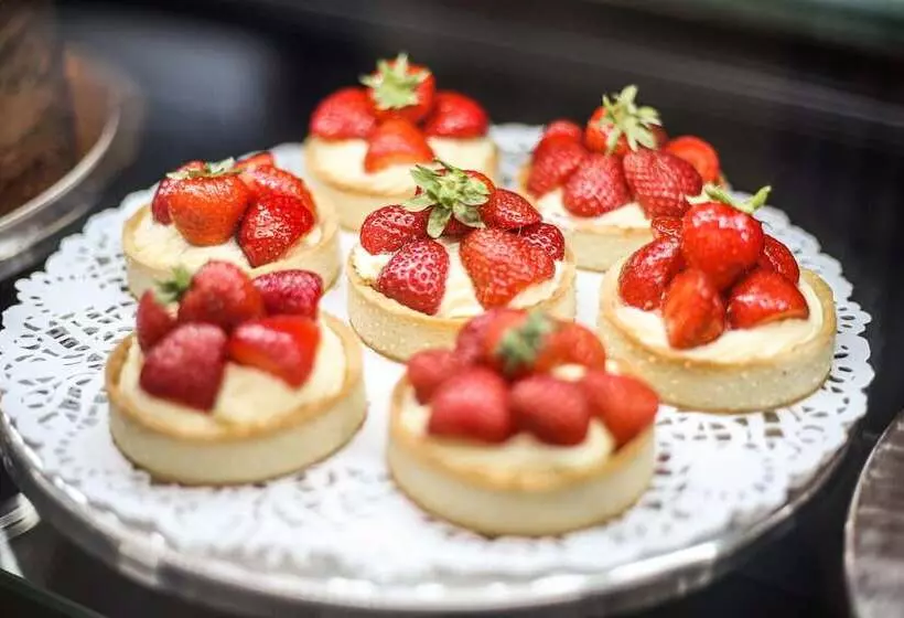 هتل Garni Konvice