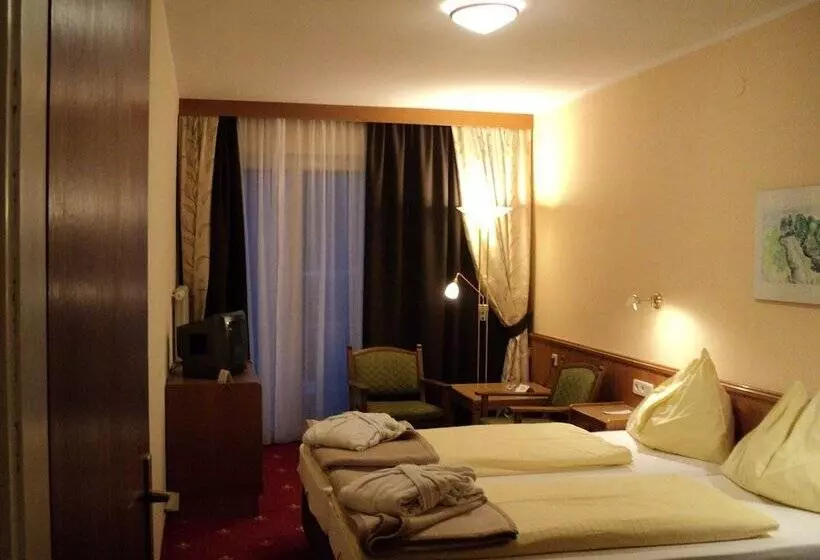 Отель Kürschner