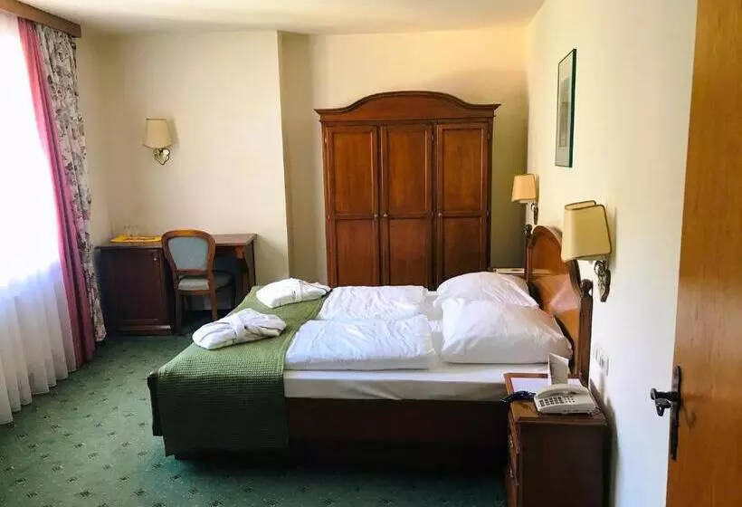 Отель Kürschner