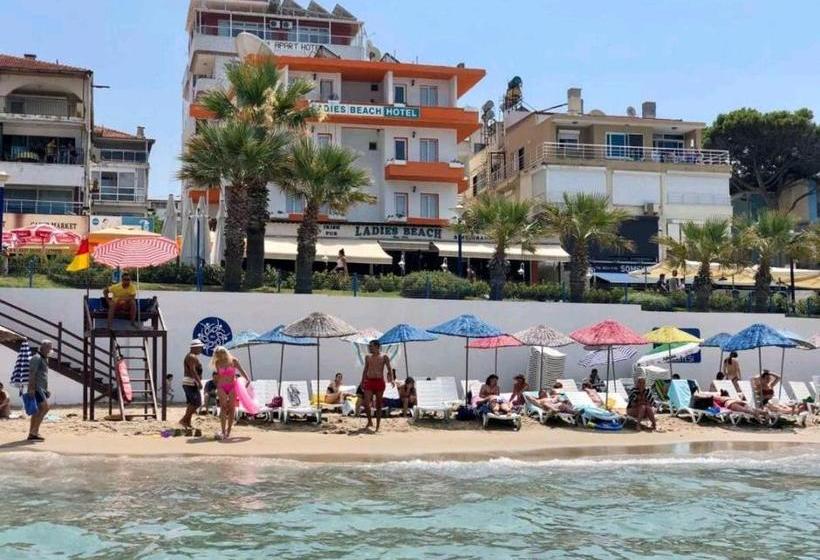 فندق Ladies Beach