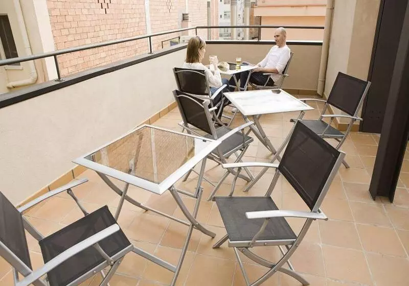 ホテル Live & Dream