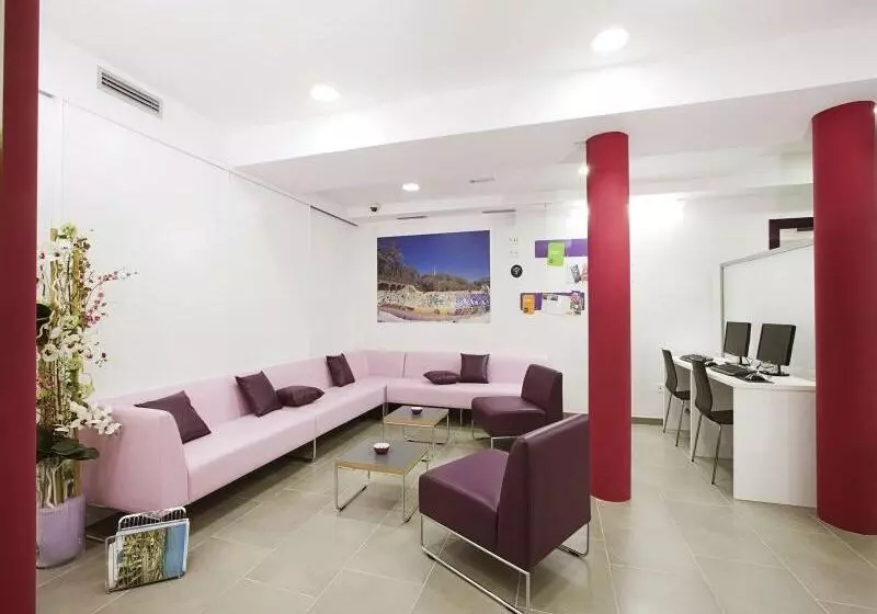 ホテル Live & Dream