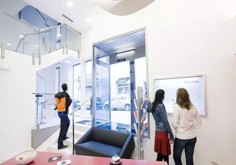 ホテル Live & Dream