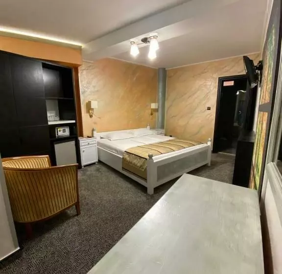 בית מלון כפרי Pensiunea Italiana