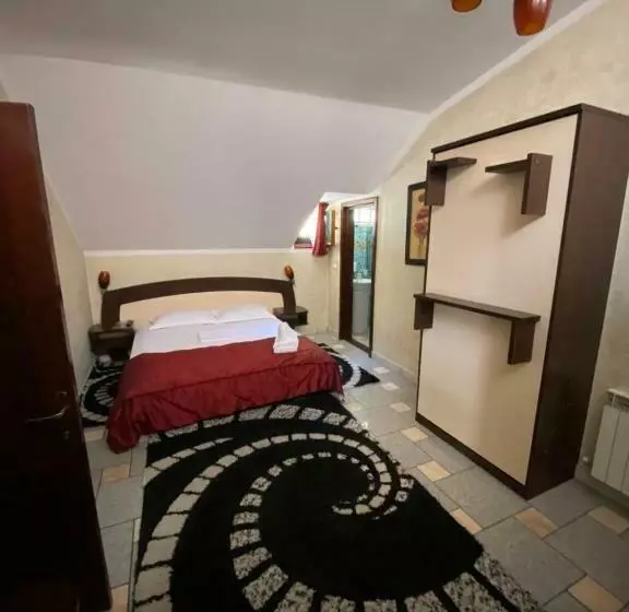 בית מלון כפרי Pensiunea Italiana