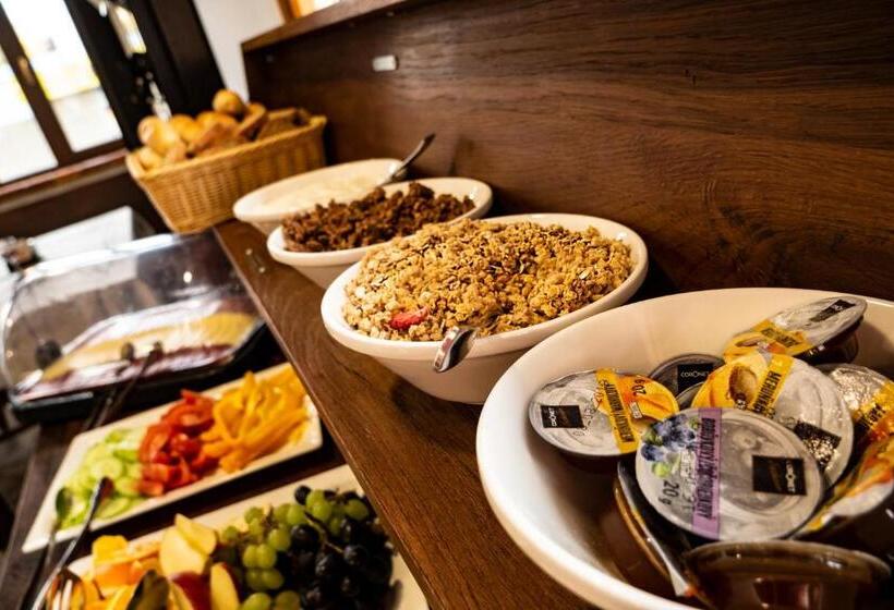 בית מלון כפרי Sluneční Dvůr