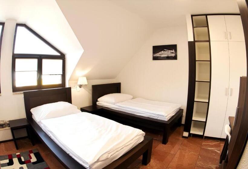 בית מלון כפרי Sluneční Dvůr