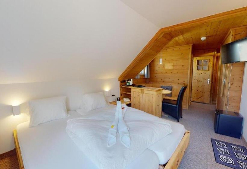 בית מלון כפרי Traube