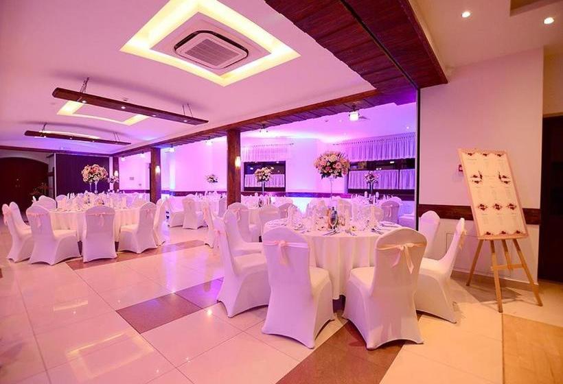 בית מלון כפרי Tyniecki