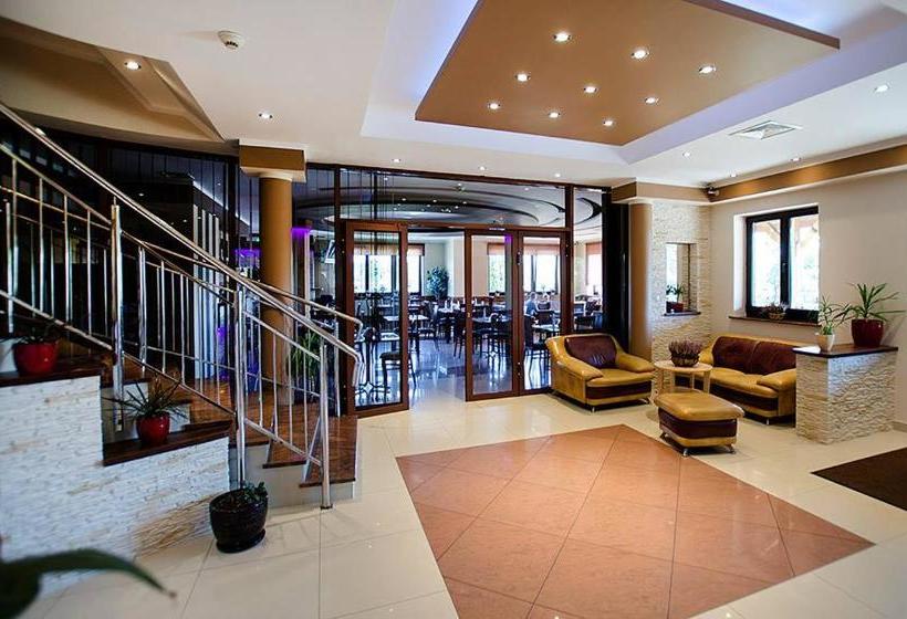 בית מלון כפרי Tyniecki