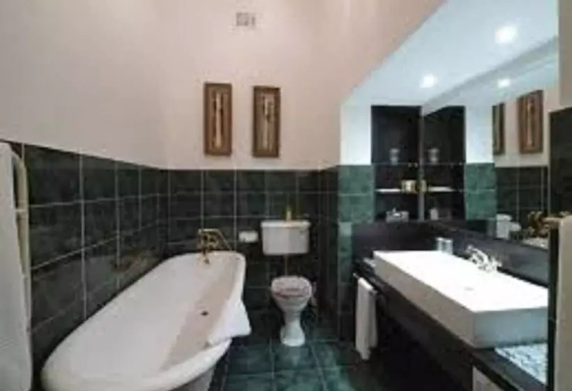 ペンション Kingslyn Boutique Guesthouse