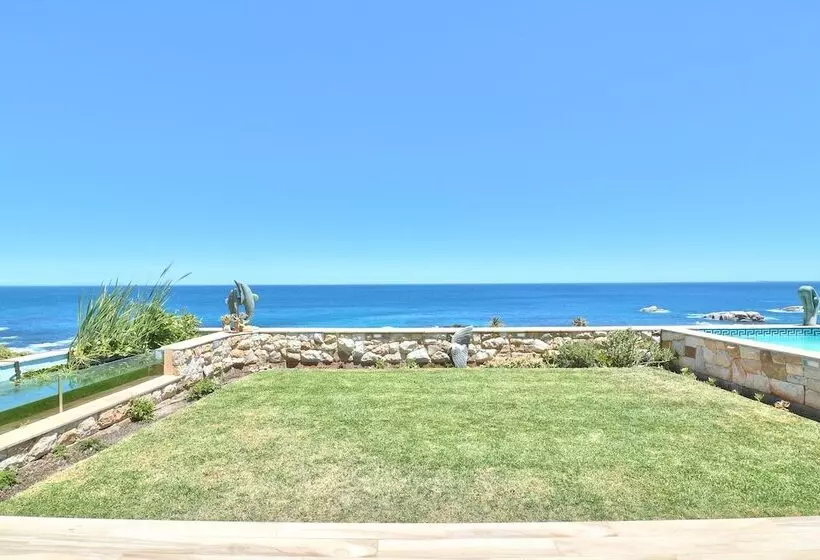 پانسیون Ocean View House