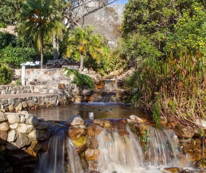 پانسیون Ocean View House