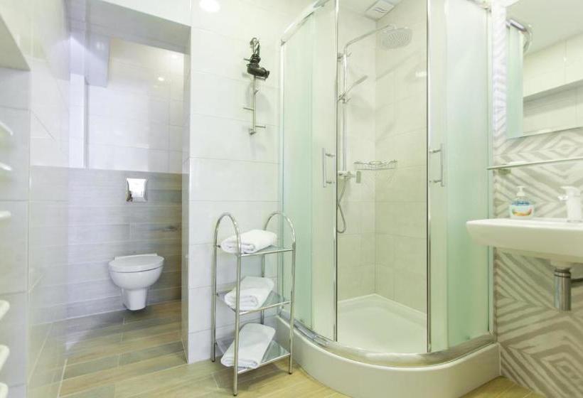 Villa Anna Gdańsk   Noclegi Rooms   Free Parking