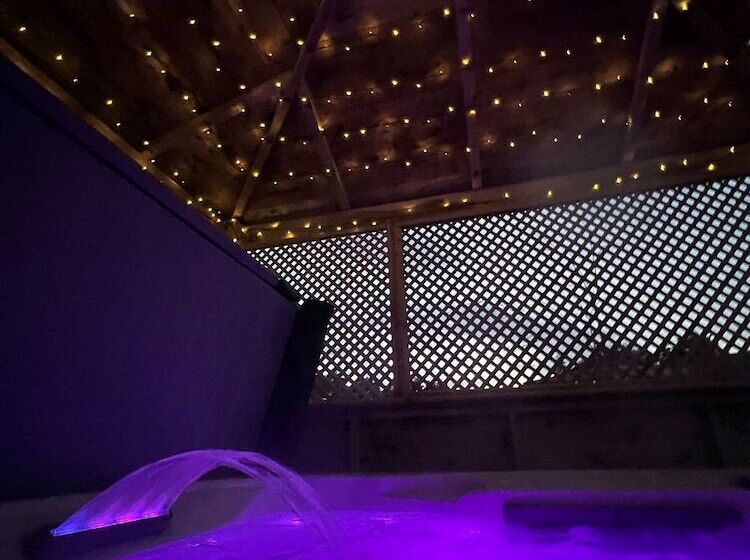 酒店 Hollicarrs Bluebell Lodge