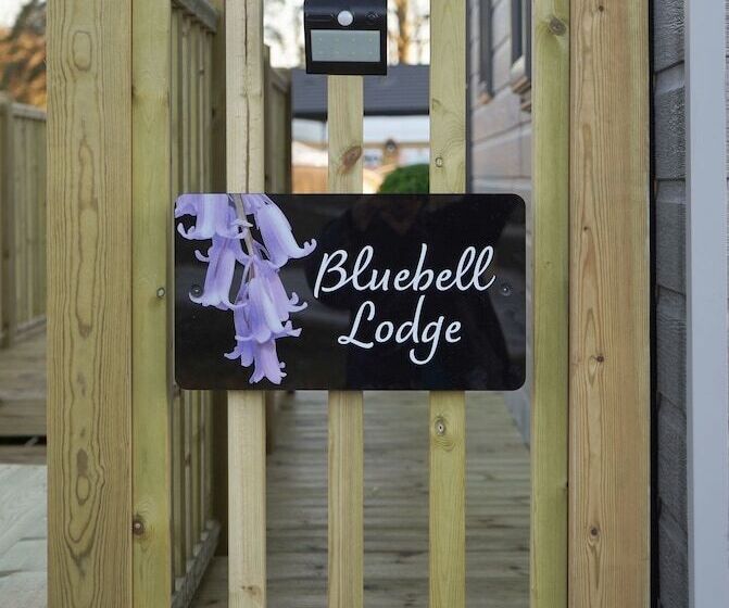 酒店 Hollicarrs Bluebell Lodge