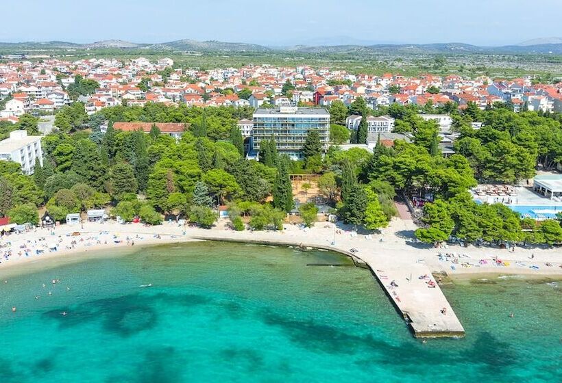 בית מלון כפרי Ville Imperial Vodice