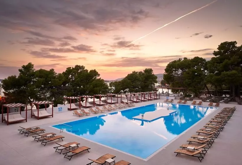 Hotelli Ville Imperial Vodice